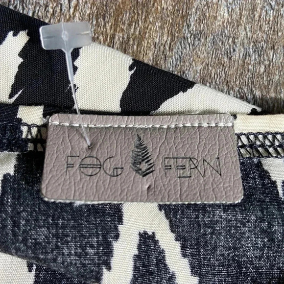 🎉HOST PICK 🎉Fog & Fern  | Cover Up / Shall - Picture 6 of 6